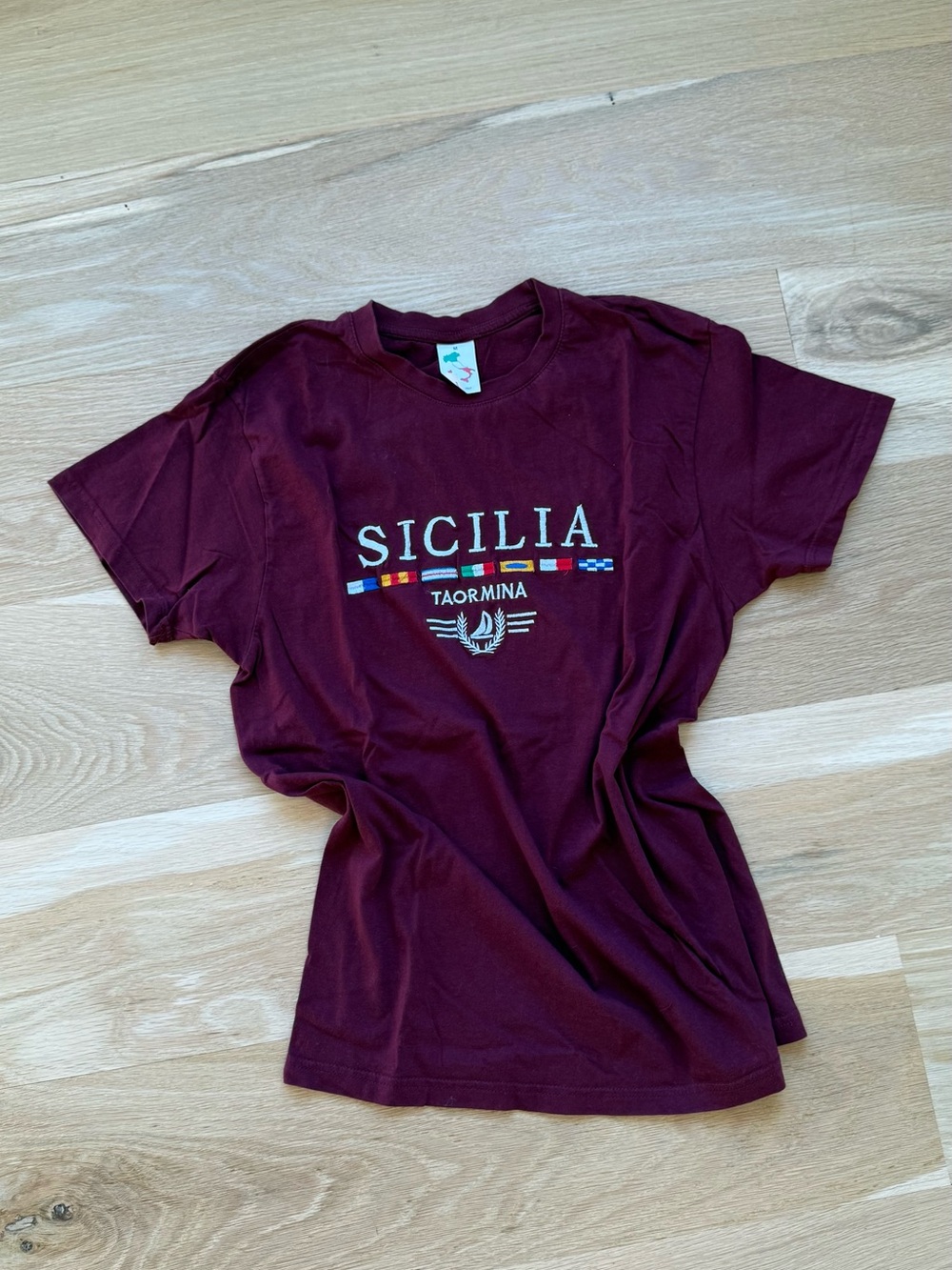 Sicilia Taormina T-Shirt - Burgundy